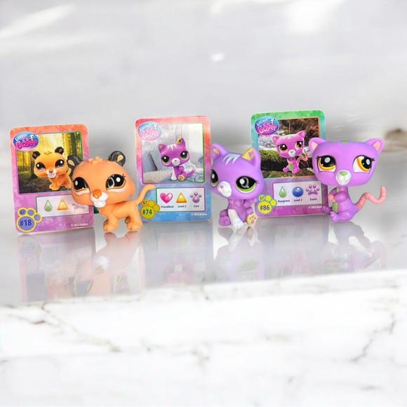 Littlest Pet Shop Figures w/ Cards #18, #74, #86 Cats & Lion Retired Hasbro - Picture 1 of 4
